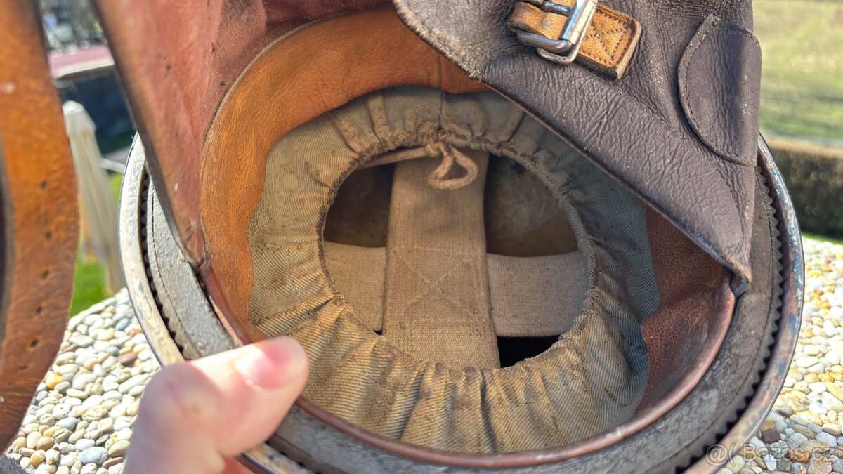 Stará helma kokos - 6