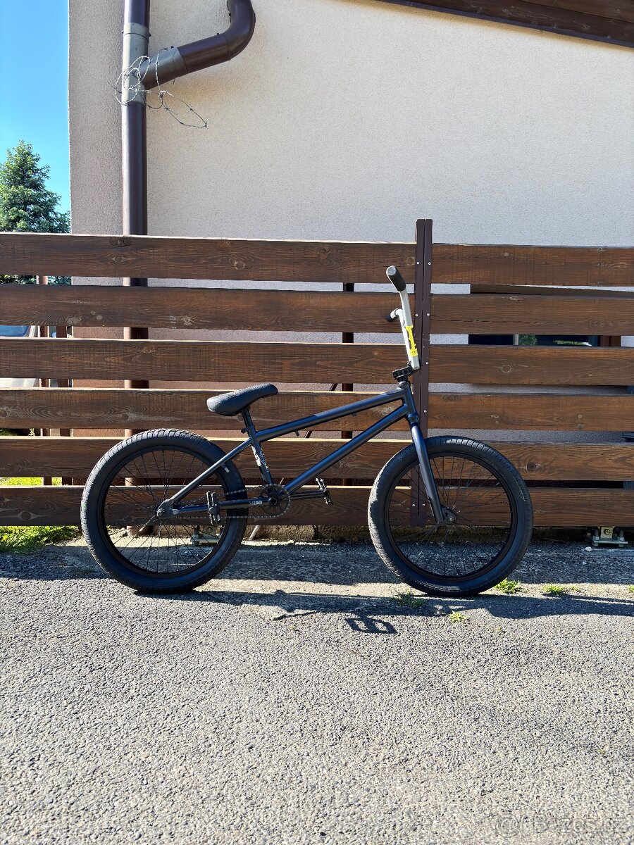 BMX Mongoose Legion L80 - 6