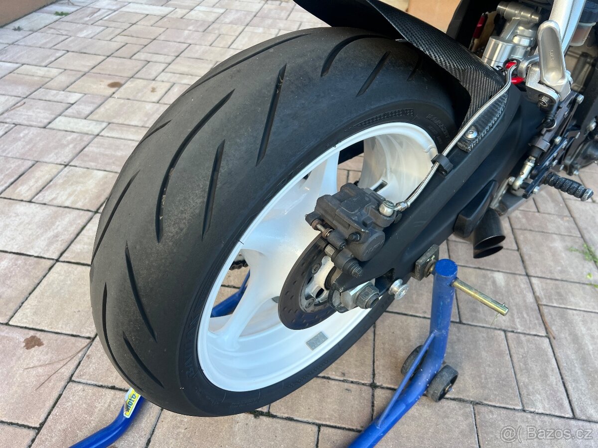 YAMAHA R6 -STREET-BIKE- - 6