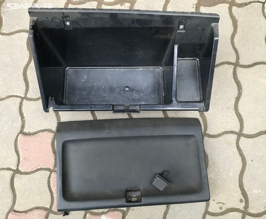 Škoda Favorit a Forman Felicie díly - 6