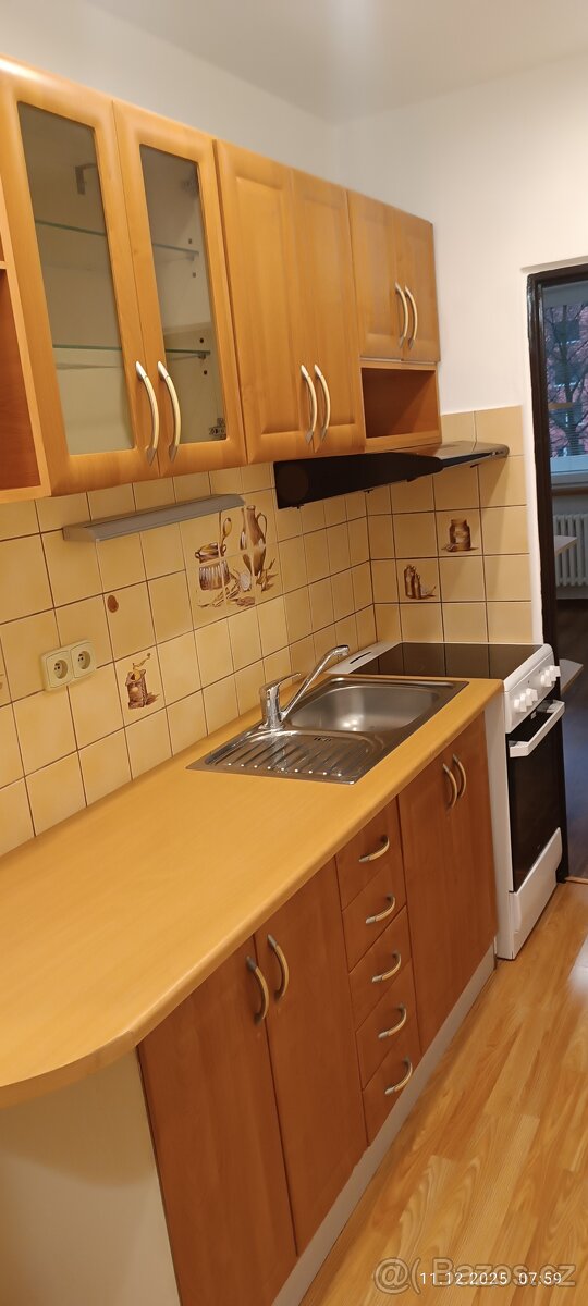 Otrokovice, pronájem bytu 1+kk - 6