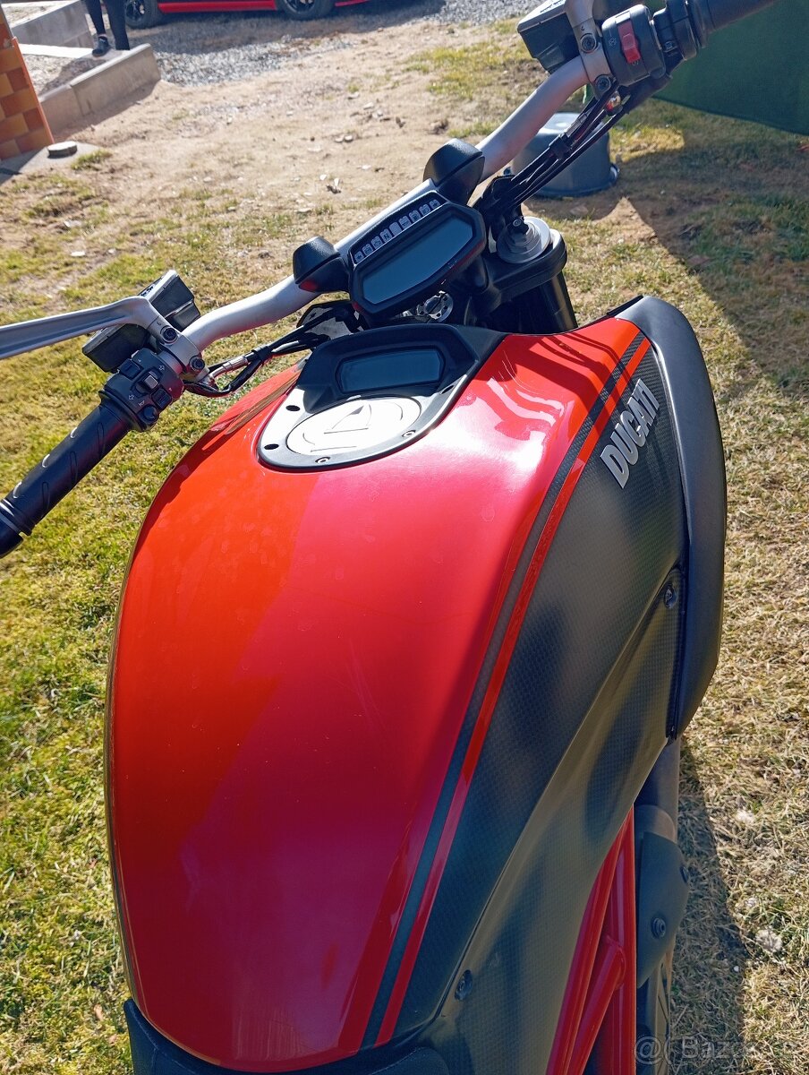 Ducati Diavel - 6
