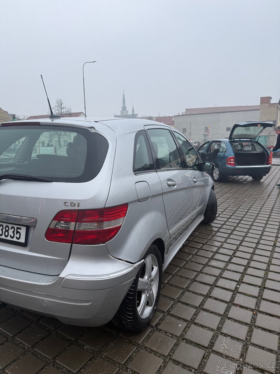Prodam Mercedes B 180 - 6