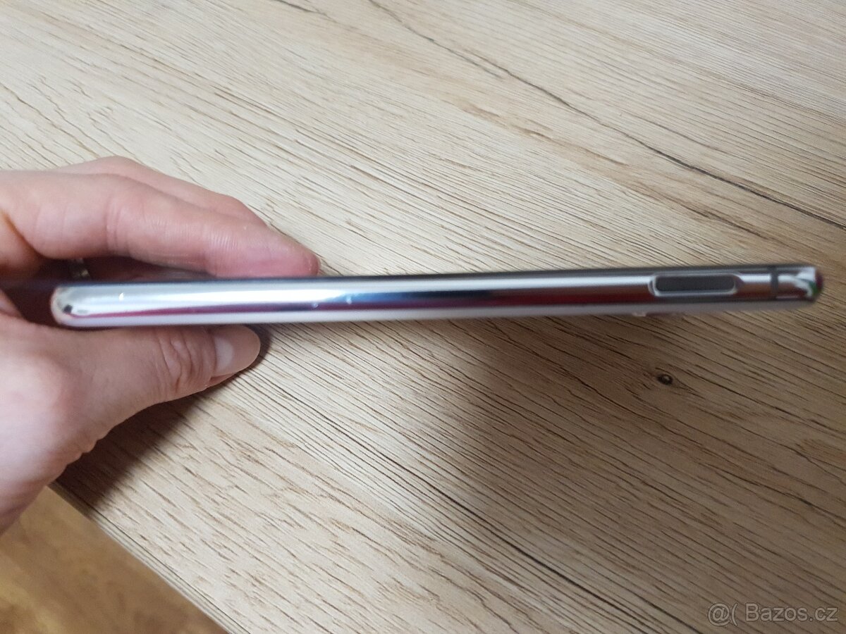 Samsung galaxy S10e - 6