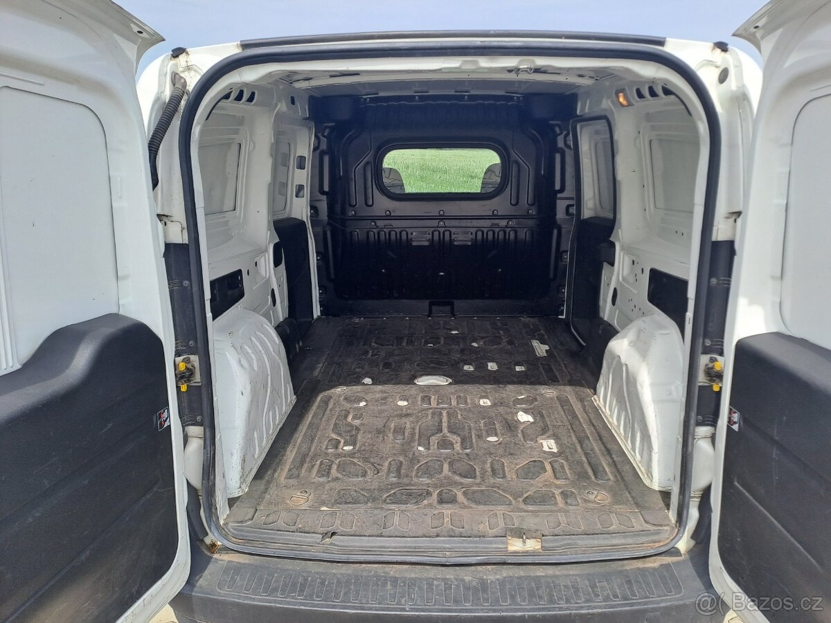 Fiat Doblo Cargo ,1.6 MTJ 77kw,r.v8/2019 - 6