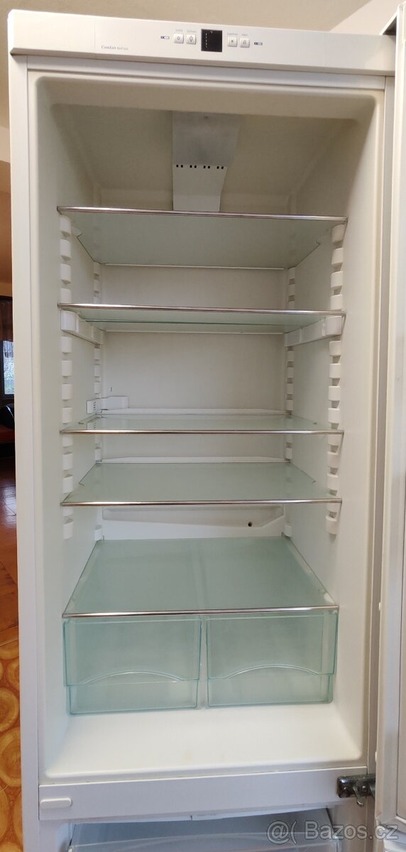 Prodám kombinovanou lednici s mrazákem LIEBHERR CN 4013 - 6