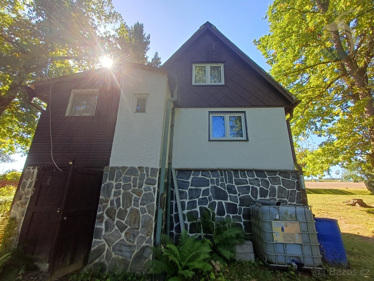 Chata u Hracholuské přehrady s možností trvalého bydlení - 6