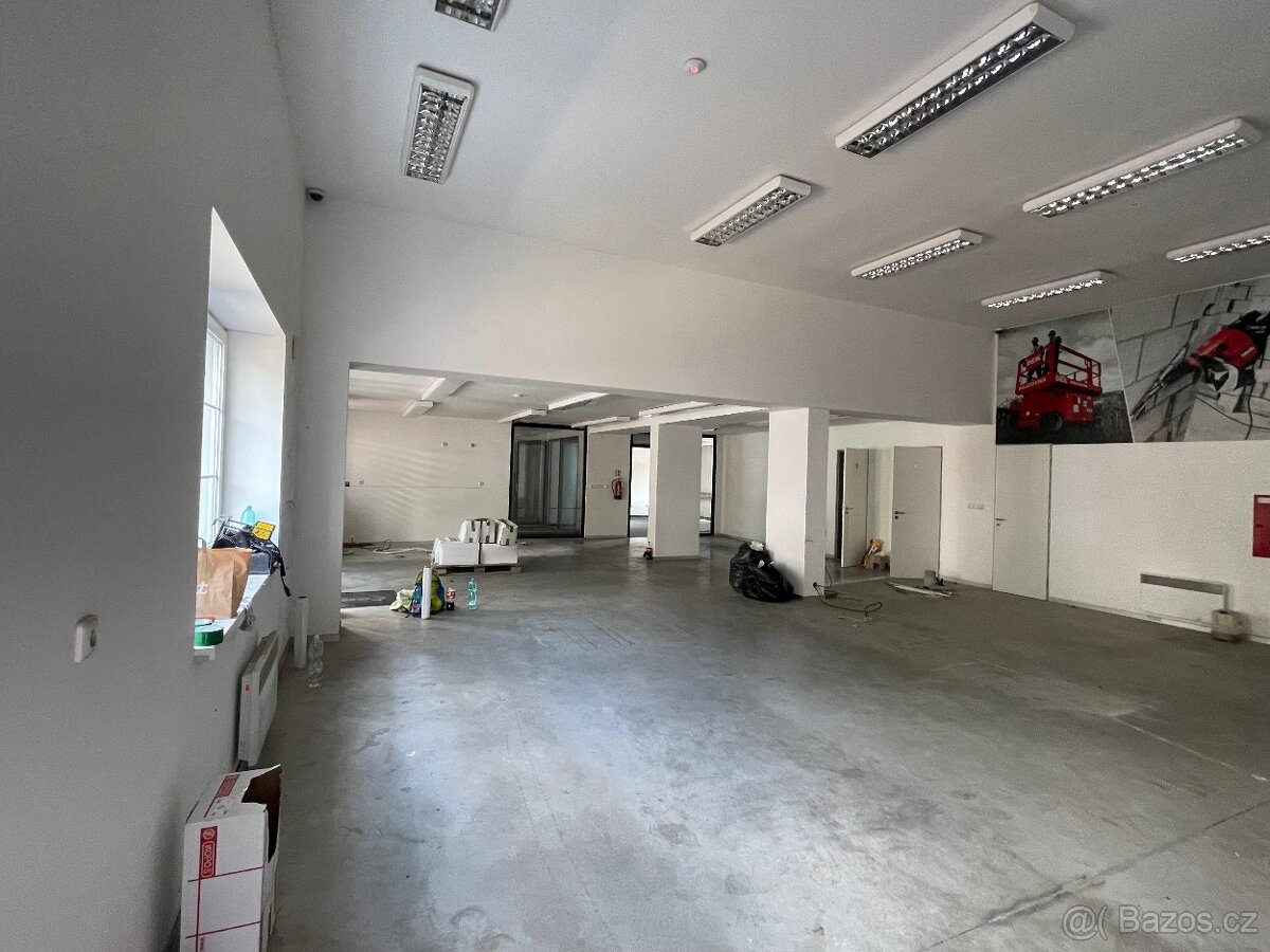 Komerční prostor stavebnin - 6