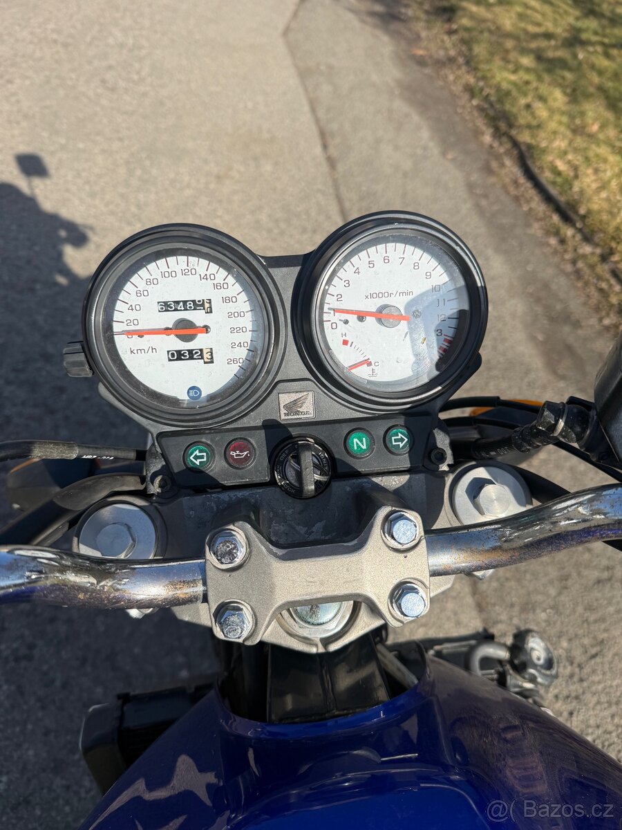 Honda hornet 600f - 6