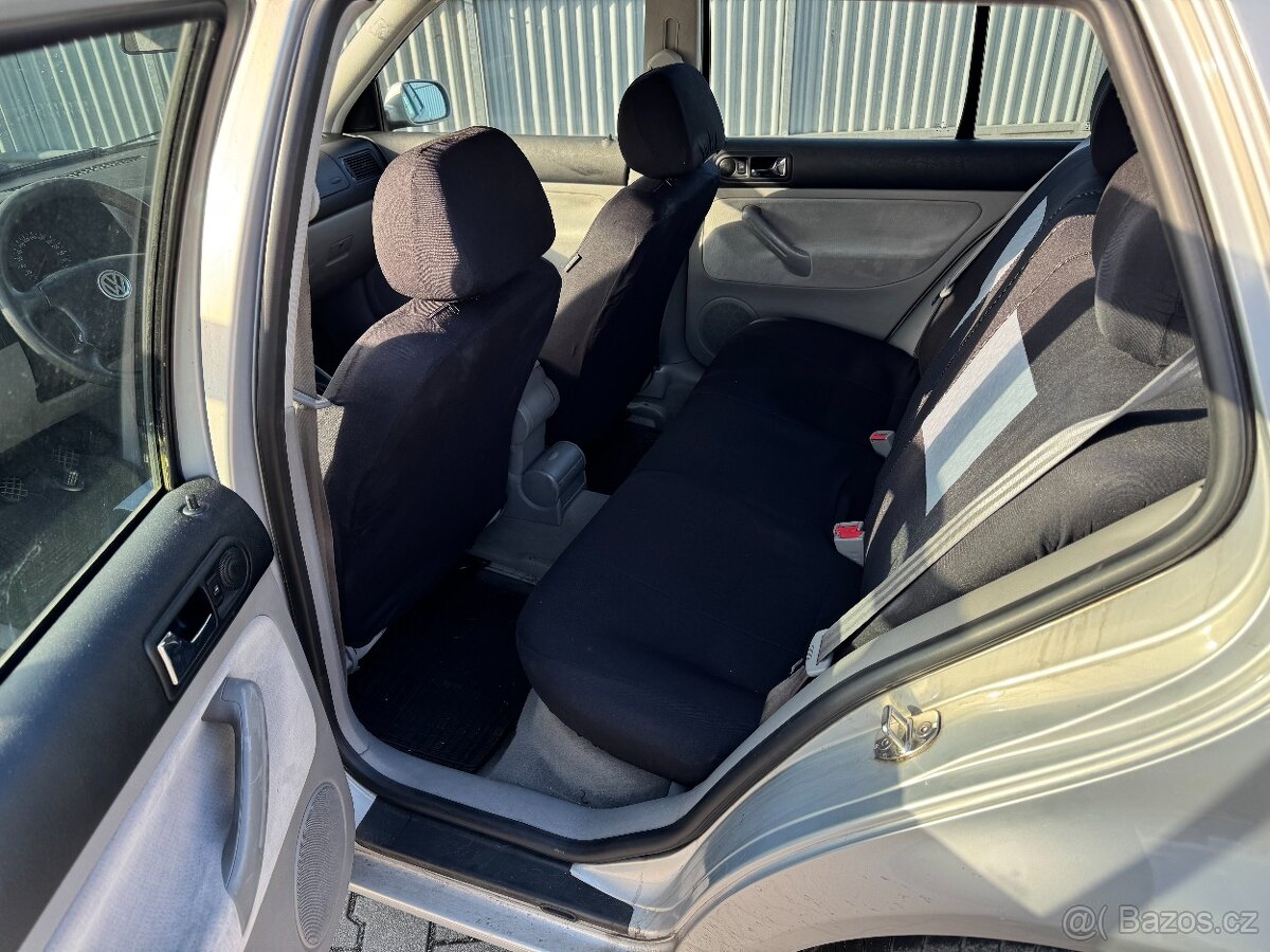 VW GOLF 4 1.6 - 6