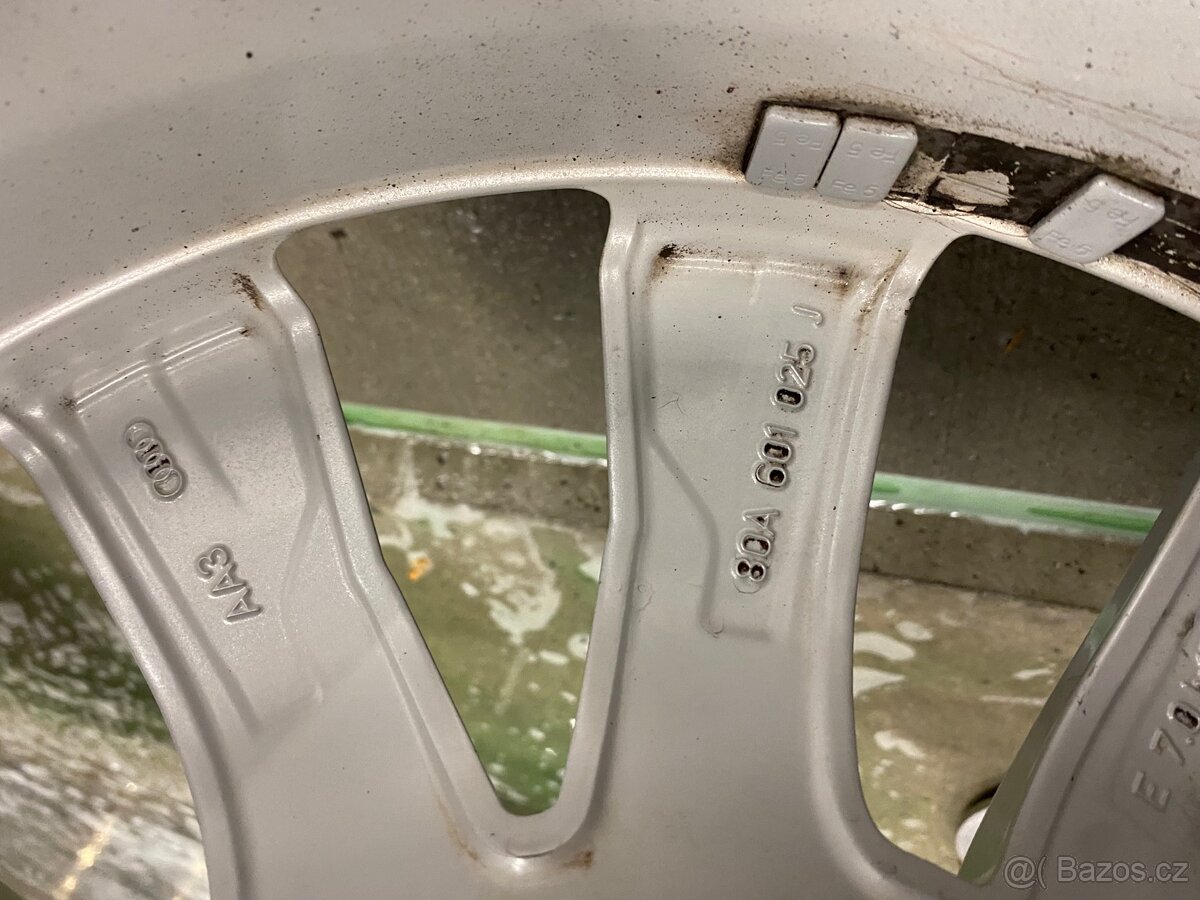 Originál Audi R17 ALU Kola - 6