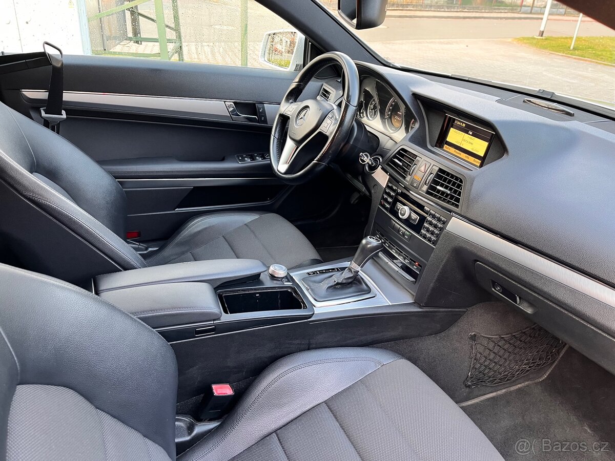 Mercedes-Benz E Coupé 220 CDI 2012 - 6