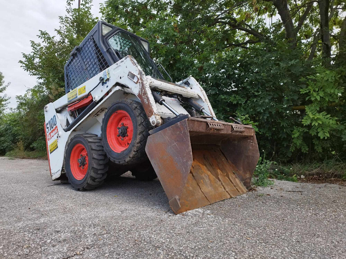 Nakladač Bobcat S100. ŠPZ. - 6