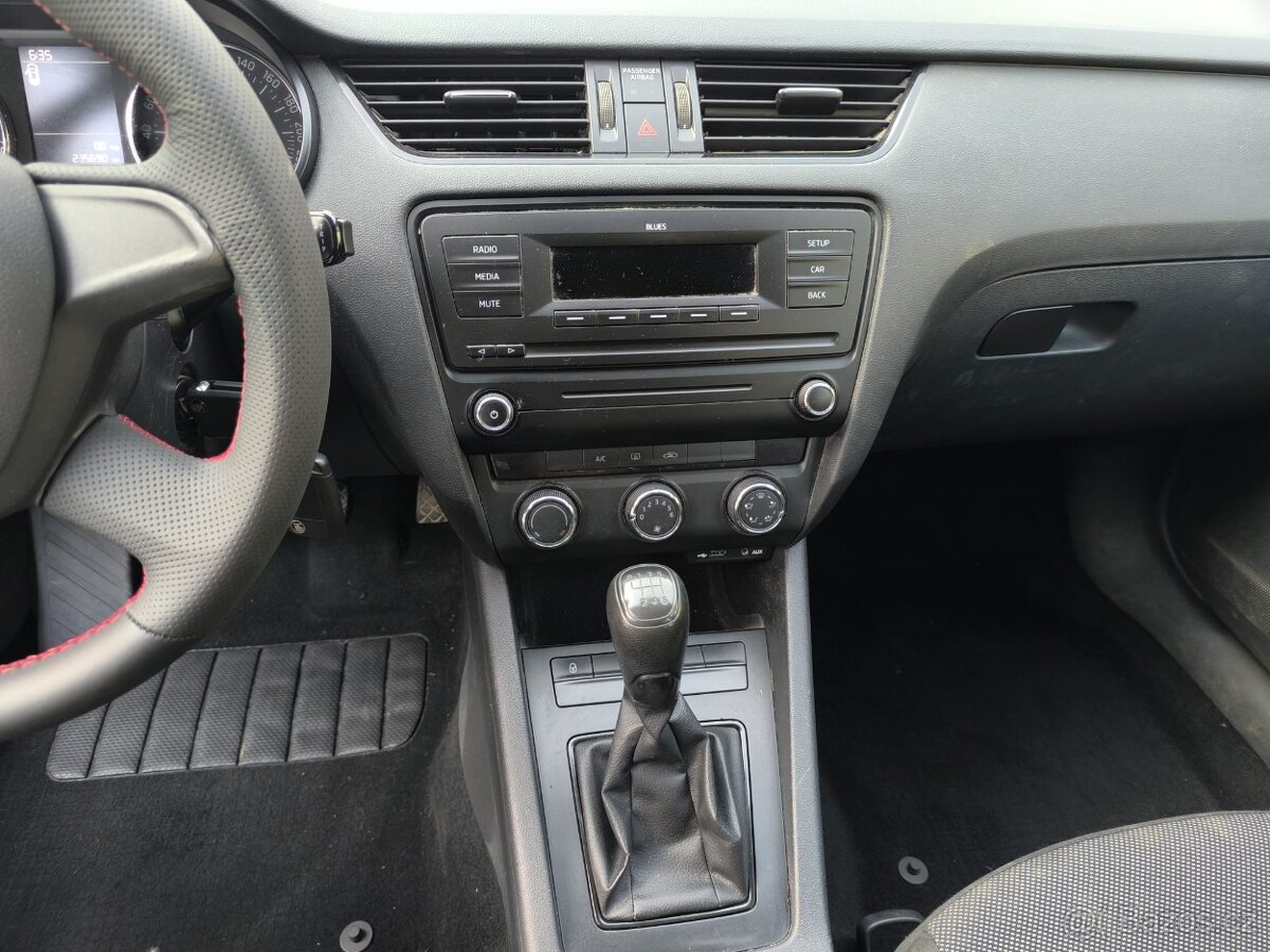 Škoda 1.4 TSI octavia - 6