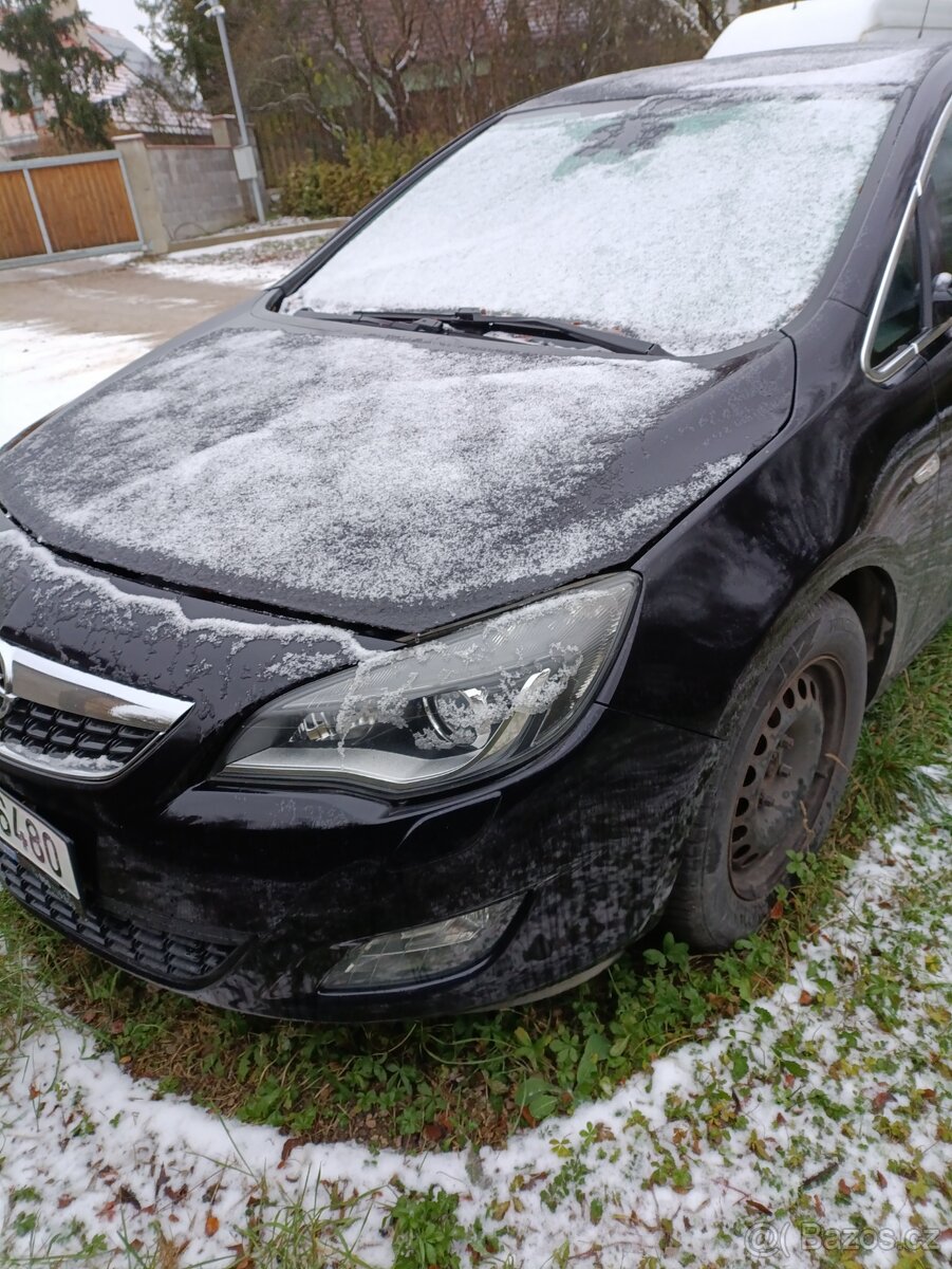 Prodam OPEL ASRTA J 1.6 turbo - 6