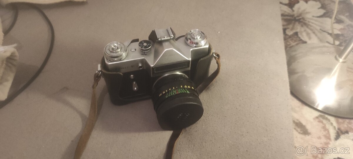 Staré fotoaparáty, kamera a príslušenství - 6