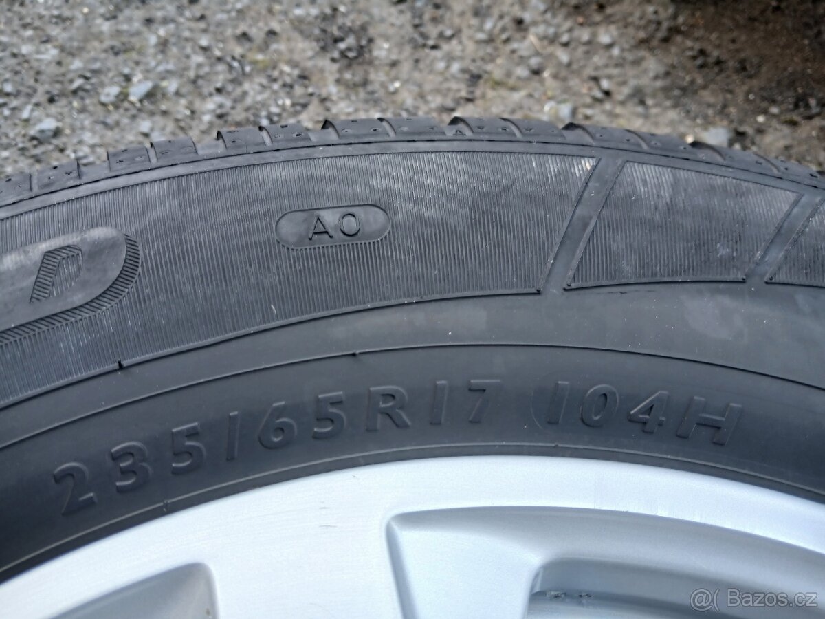 Prodám sadu Orig ALU kol Audi 235/65R17 zimní - 6