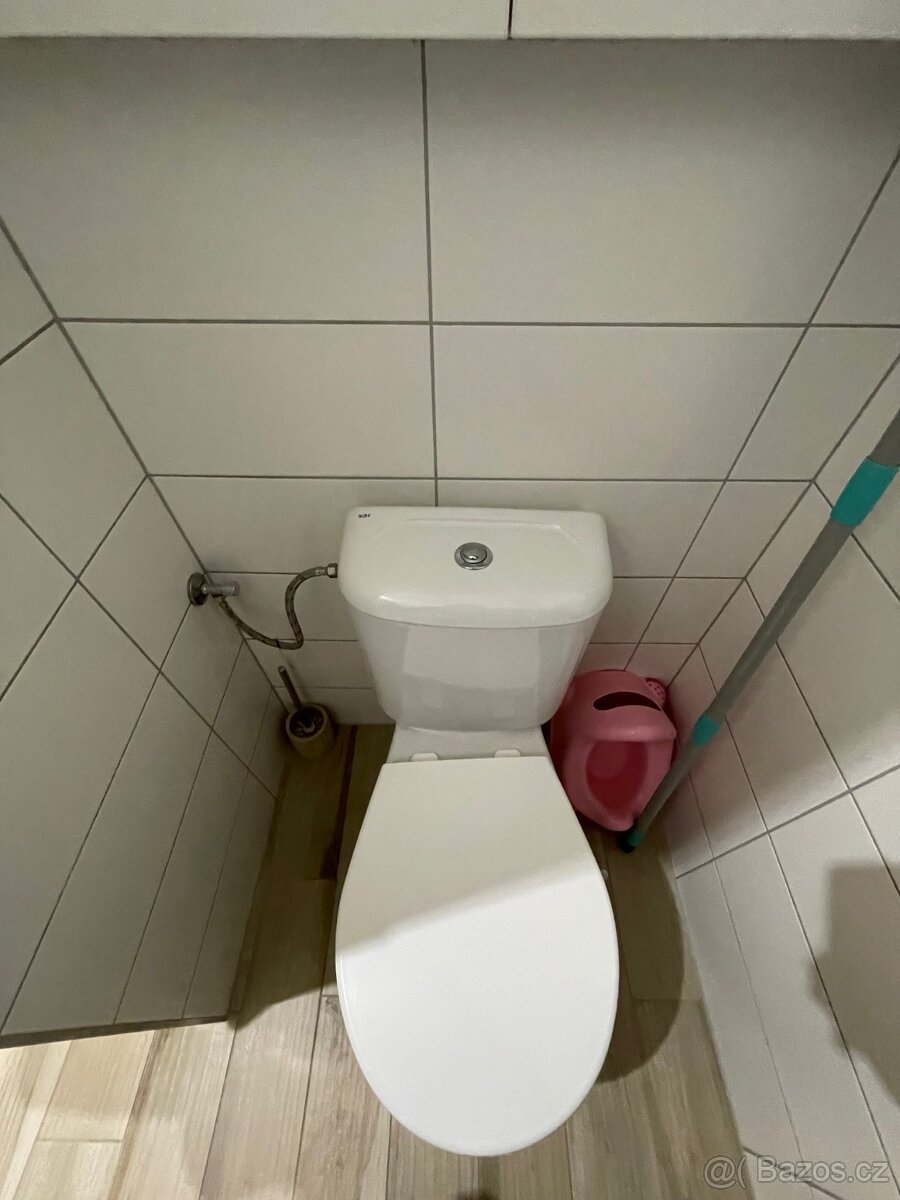 PRONÁJEM 2+1 UHERSKÝ BROD, SÍDLIŠTĚ OLŠAVA - 6