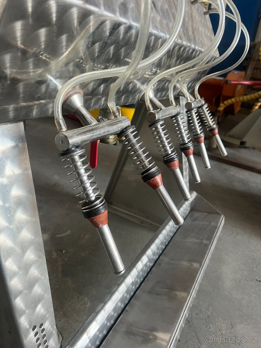 NEREZOVÁ SAMOSPÁDOVÁ PLNIČKA 6 HUBIC - 6