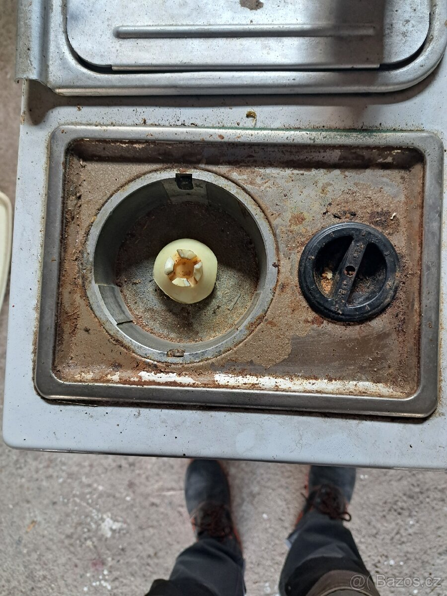 Kuchyňský robot - 6