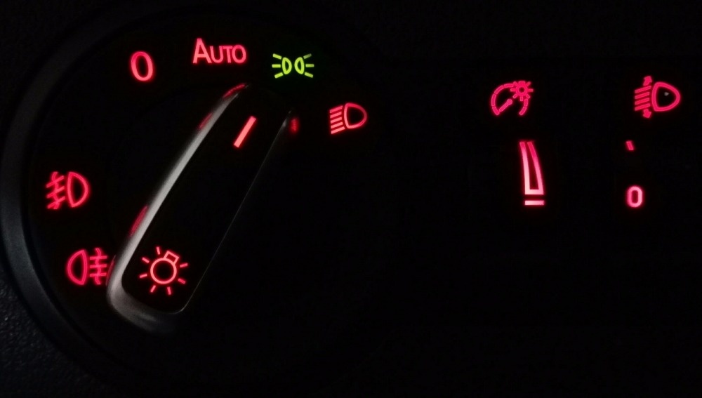 Volkswagen Spínač světel 1K0941431A. - 6
