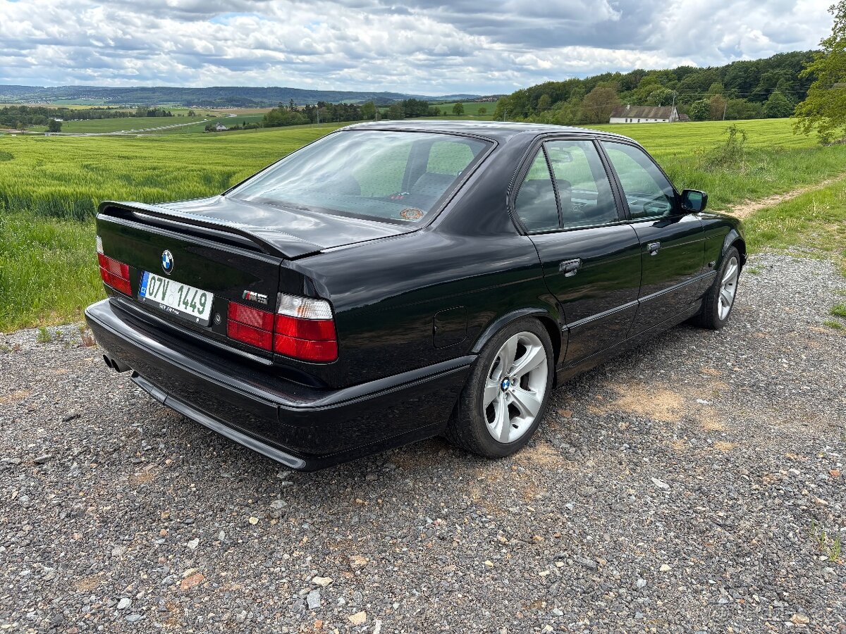 BMW M5 e34 - 6