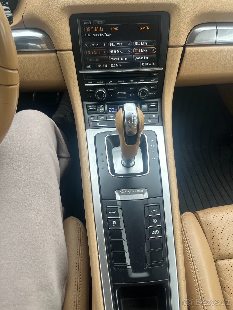 PORSCHE CAYMAN 2,7 rok 2015 - 6