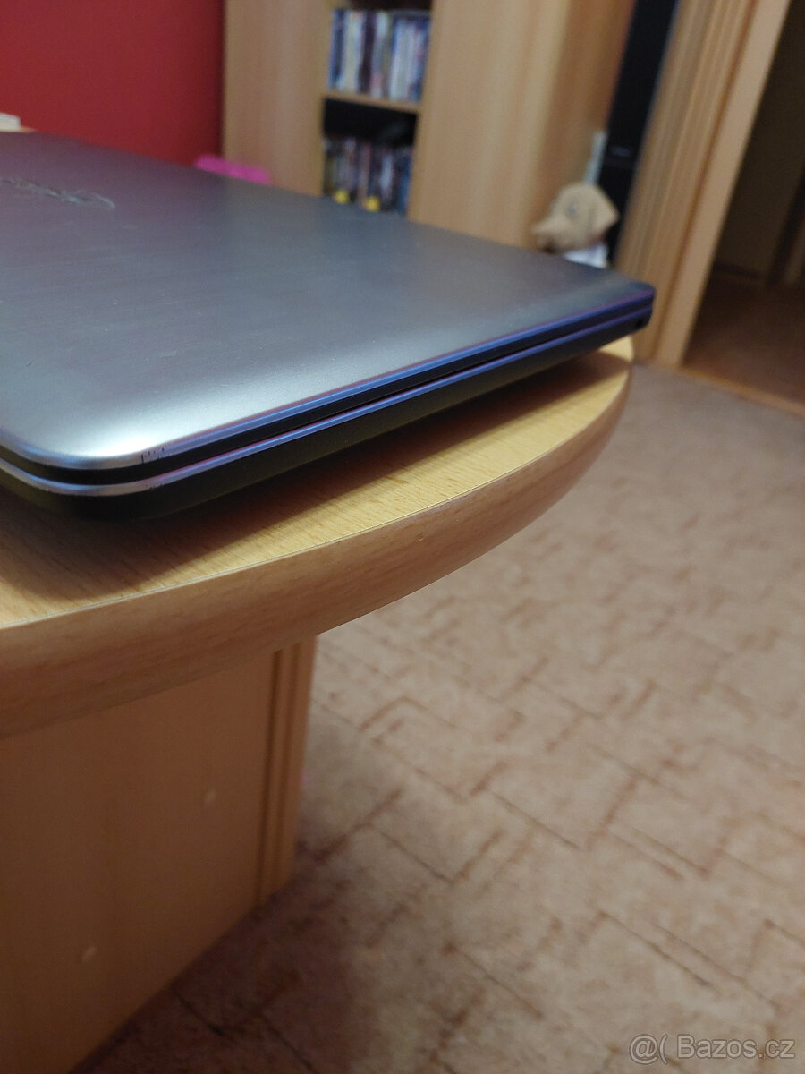 Asus VivoBook X540UAR Stav nového - 6