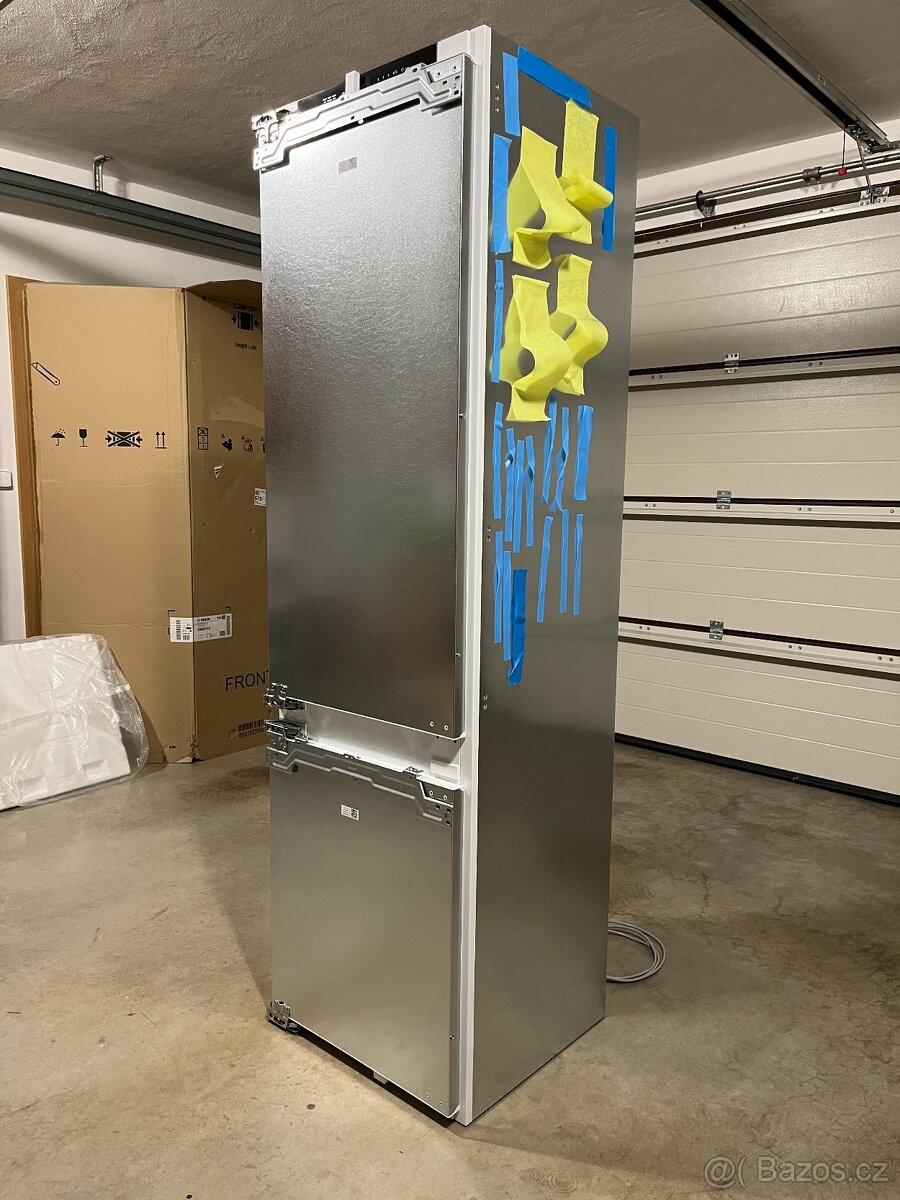 Vestavná lednice Bosch Serie 4 KIN96VFD0 / nová / záruka - 6