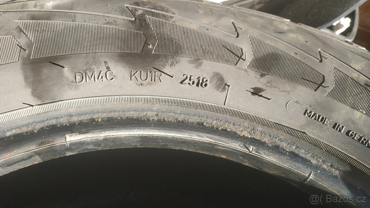 Zimní pneu 235/60/16 - 6