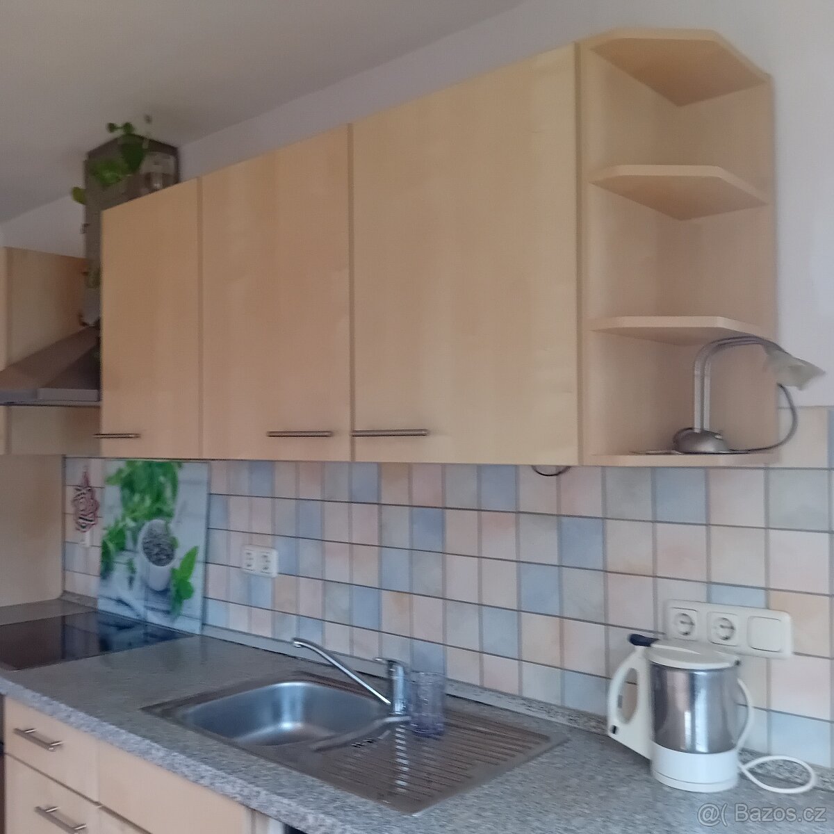 Kuchyňská linka se spotřebiči - 6