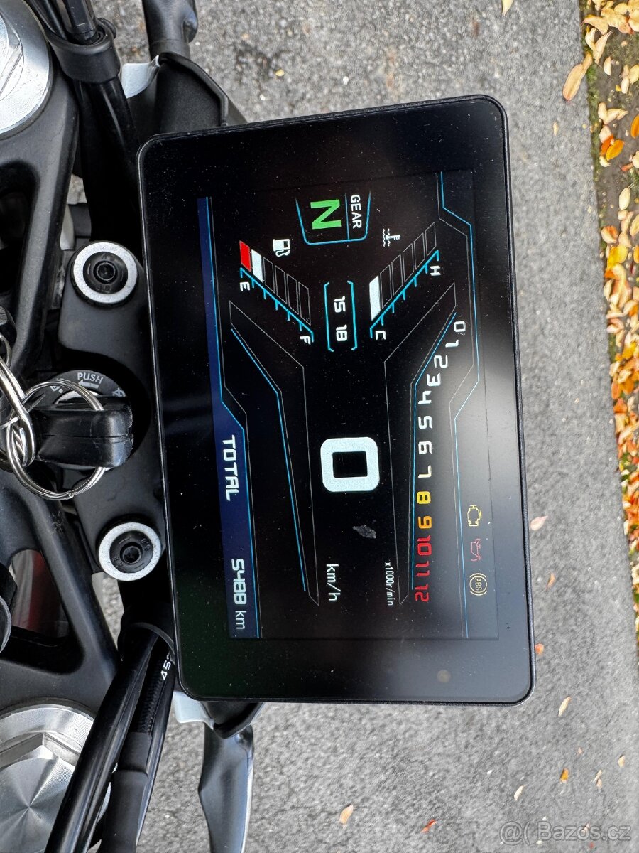 Prodám motocykl QJ Motor SRK 400 - 6