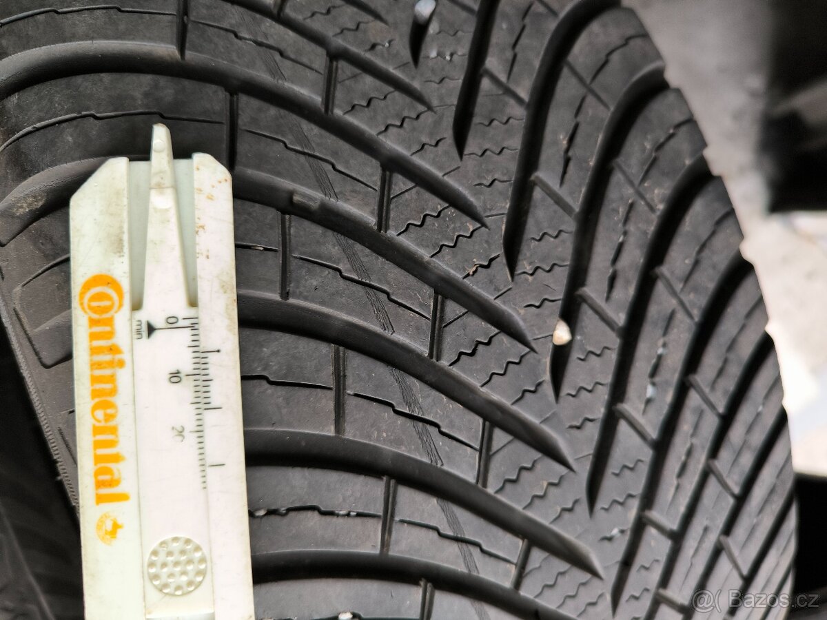 Pneu zimní 195/45/16 - 6