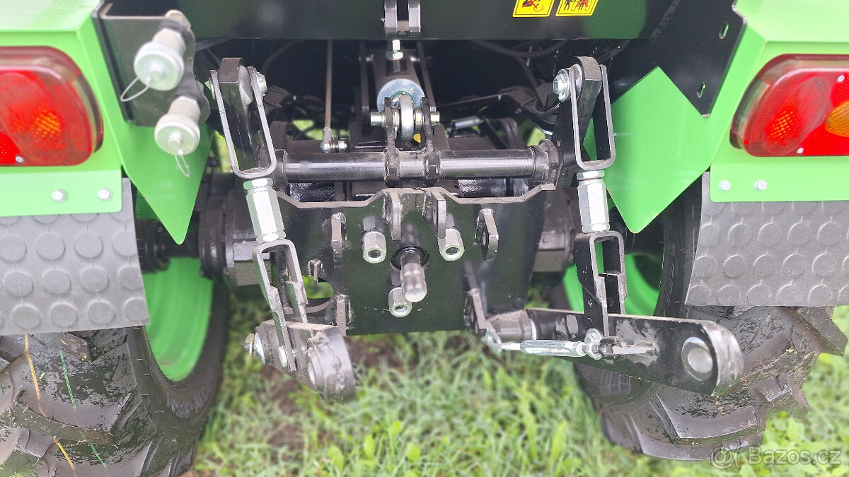 malotraktor WINEA 26 LD Comfort zánovní stav - 6