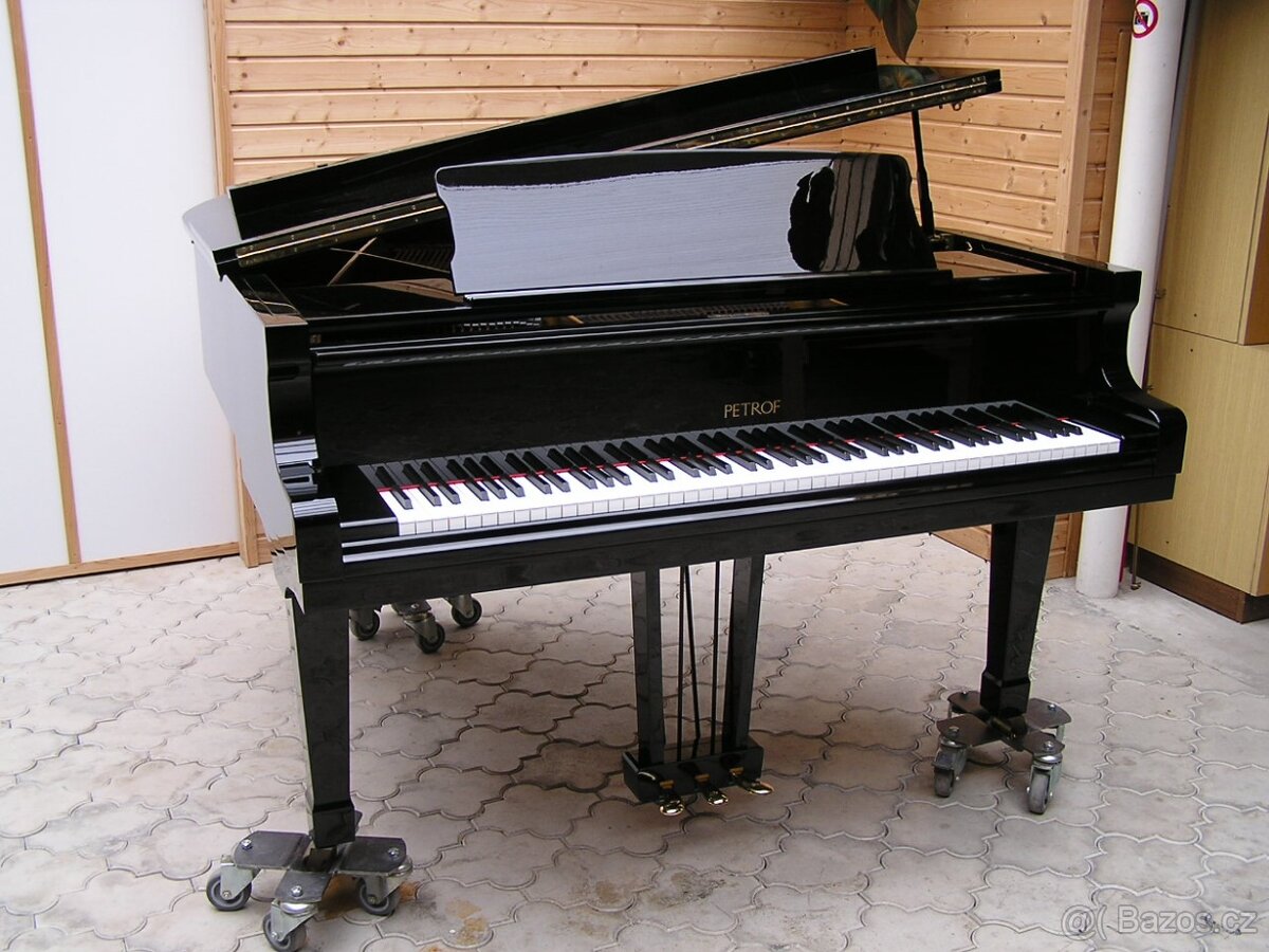 Prodám klavír Petrof mod.V - 6