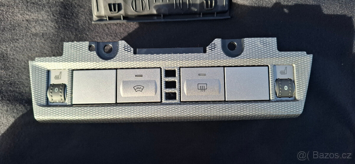 Ford Focus rámeček karbon Titanium - 6