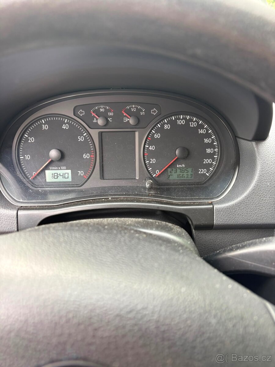 VW Polo, rok 2007 - 6