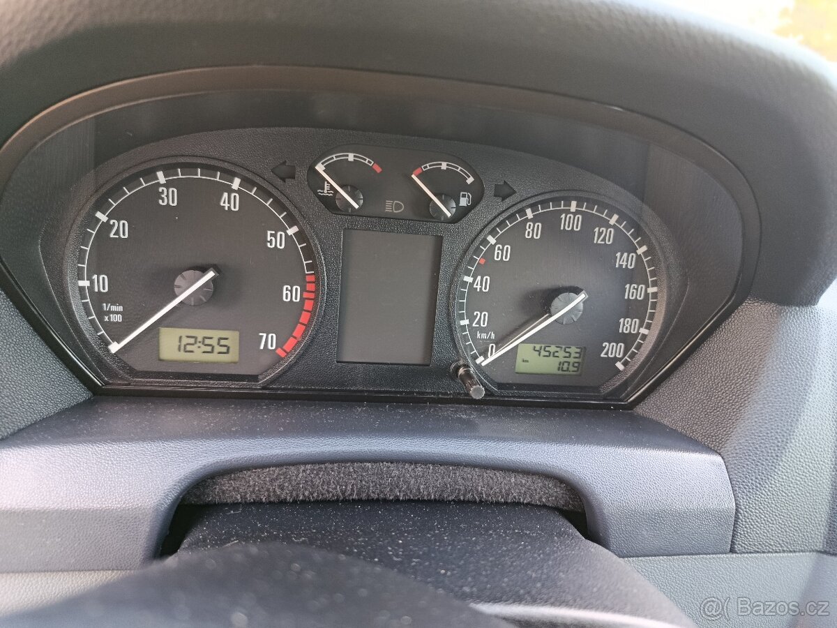 Škoda Fabia 1,2 benzín - 6