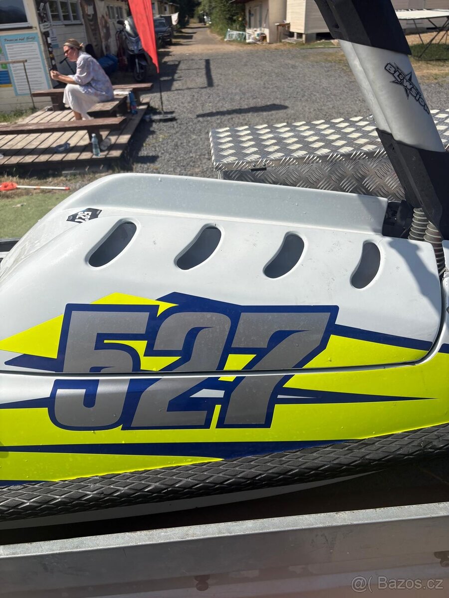 Yamaha SuperJet 700 - 6