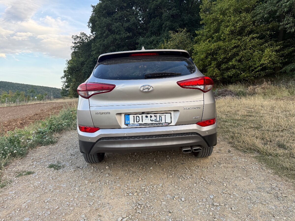 Hyundai Tucson 2.0 4x4 - 6