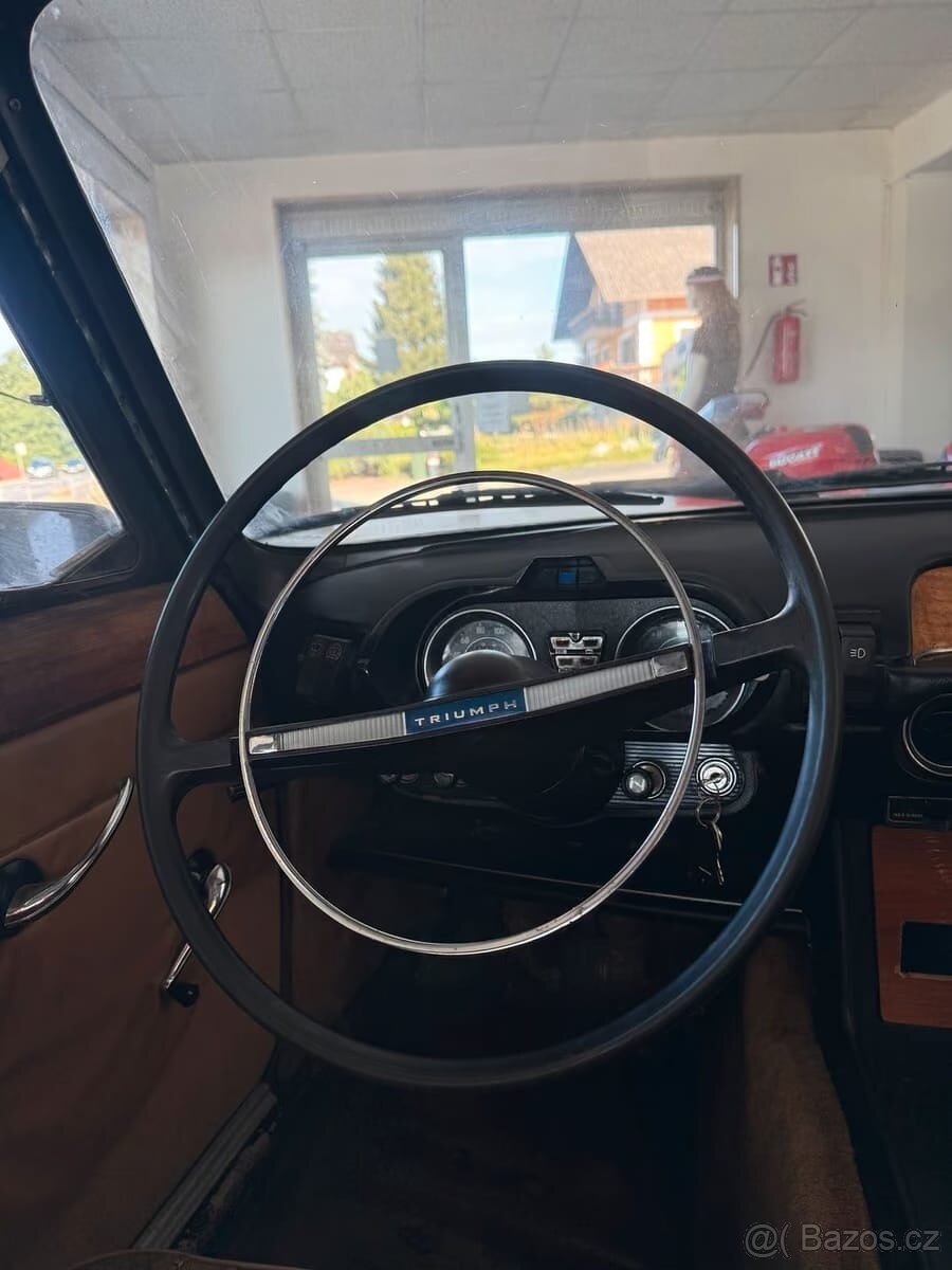 Triumph 2000 - 6