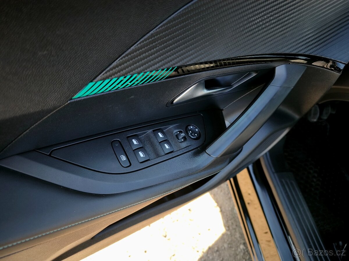 Prodám Peugeot 2008 TOP stav 96kW - 6
