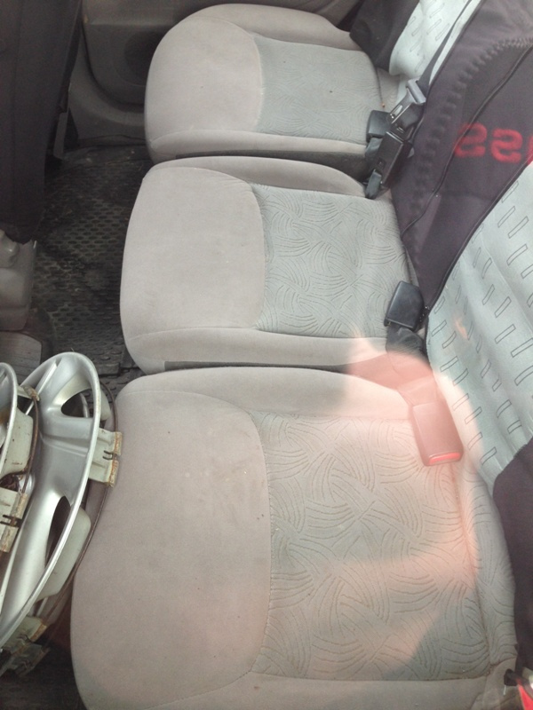 Nissan Almera Tino 2,2Di 2001 84kW - díly z auta - 6