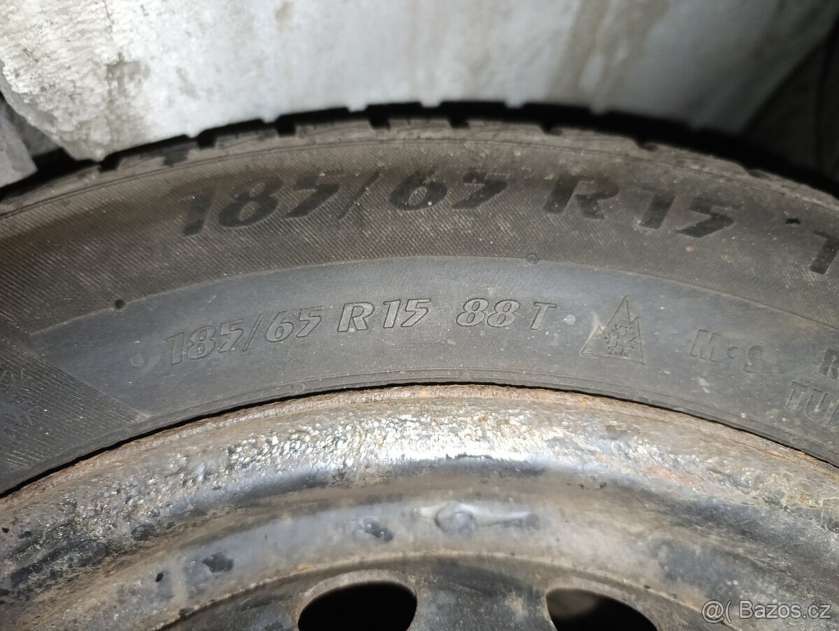 15´´ Zimni Hyundai I20 185/65 R15 4x100 - 6