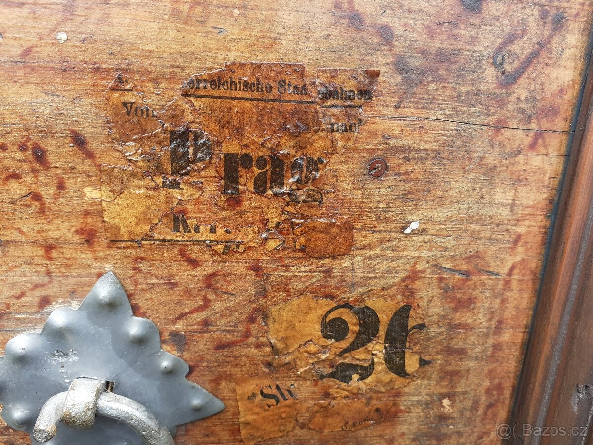 Stará malovaná truhla - 6