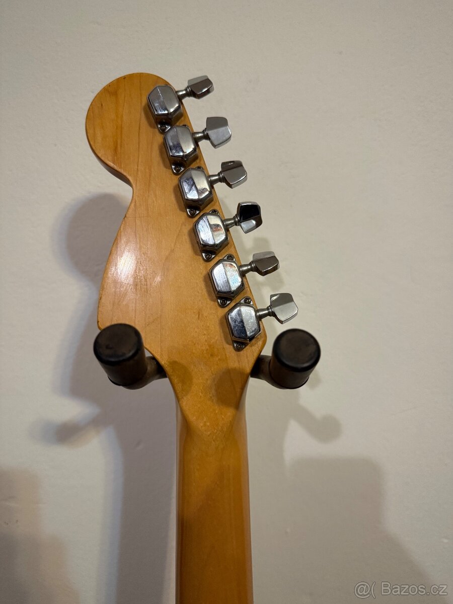 Japonská elektrická kytara Salvarez - 6