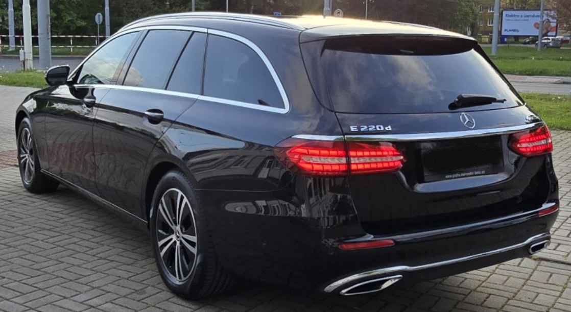 Mercedes-Benz E220 CDI T 4MATIC 143kW - 6