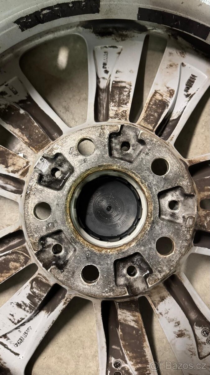 Sada alu disků BMW 8JX18 EH2 + - 6