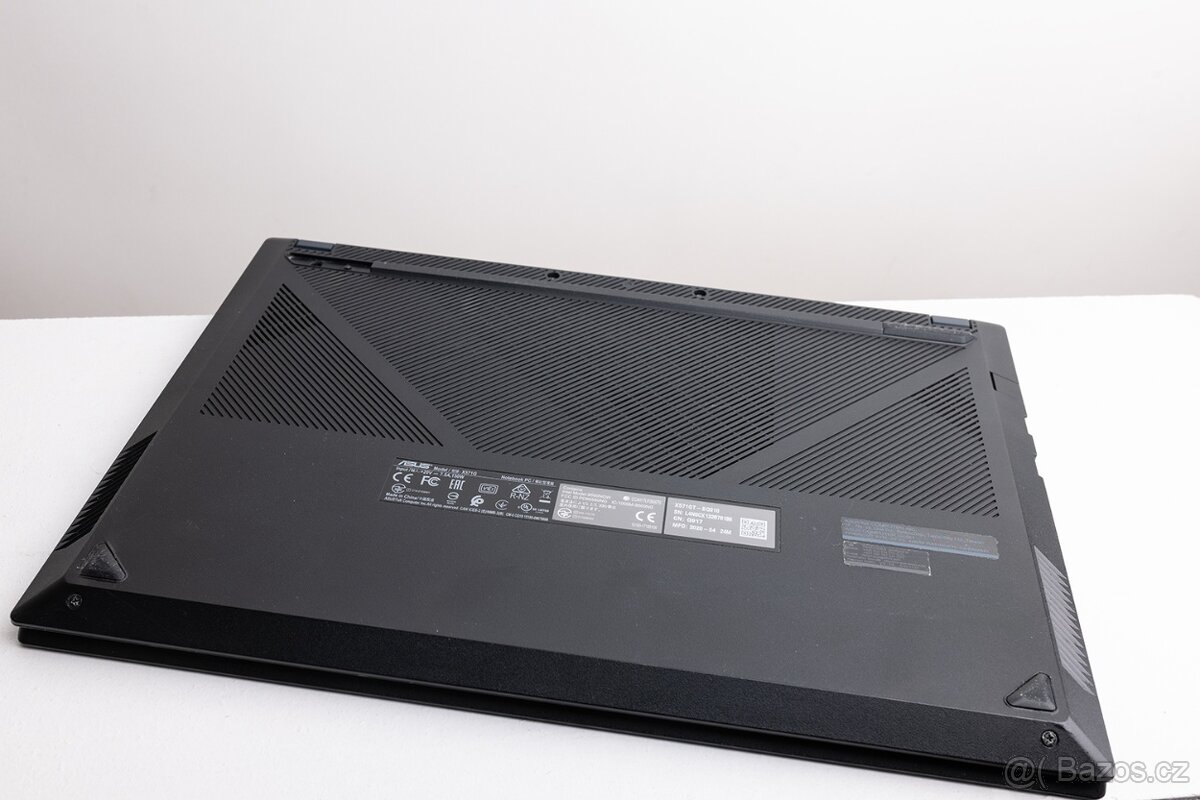 Asus X571GT-BQ010 Star black - 6