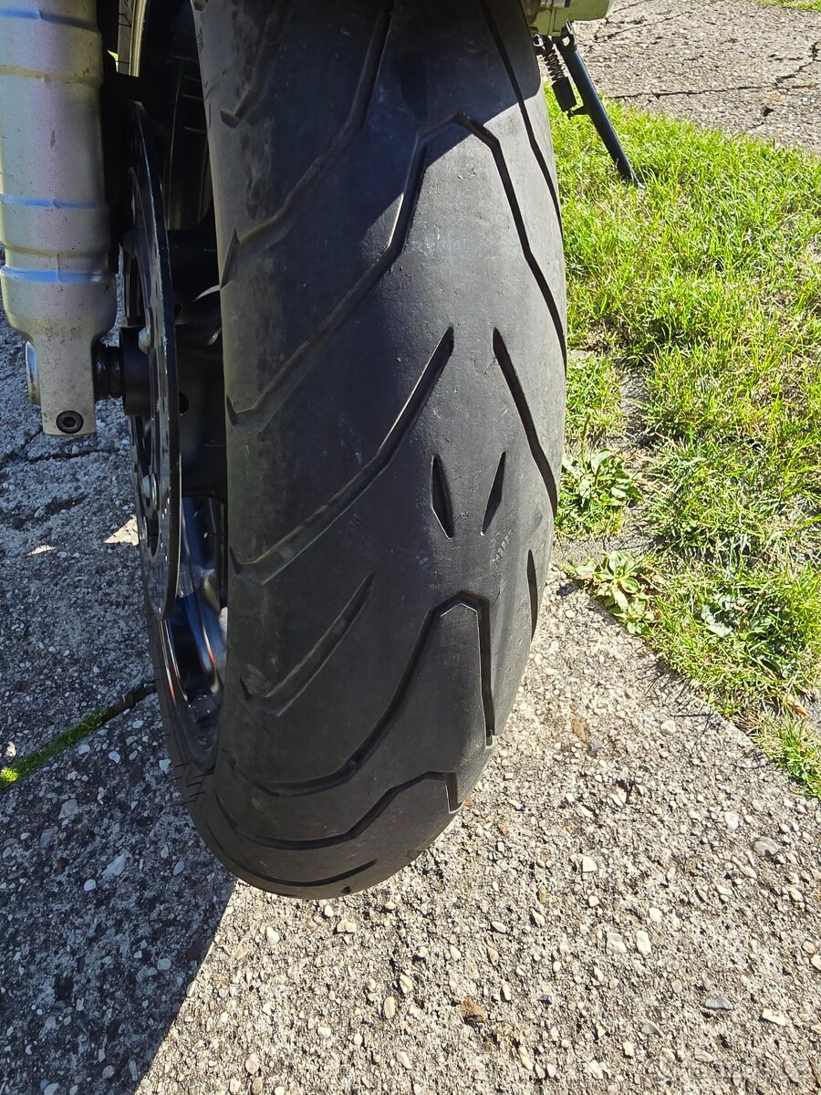 YAMAHA FZ6 FAZER - 6